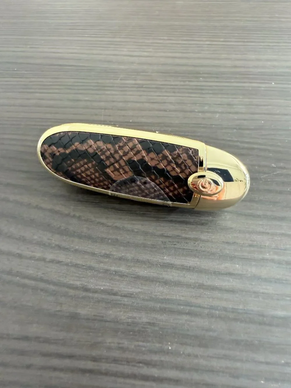 Guerlain Rouge G Case and lipstick